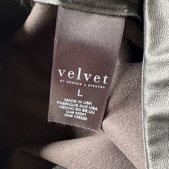 NWOT - Velvet by Graham and Spencer Bernadine Faux leather black leggings size L - Picture 5 of 7